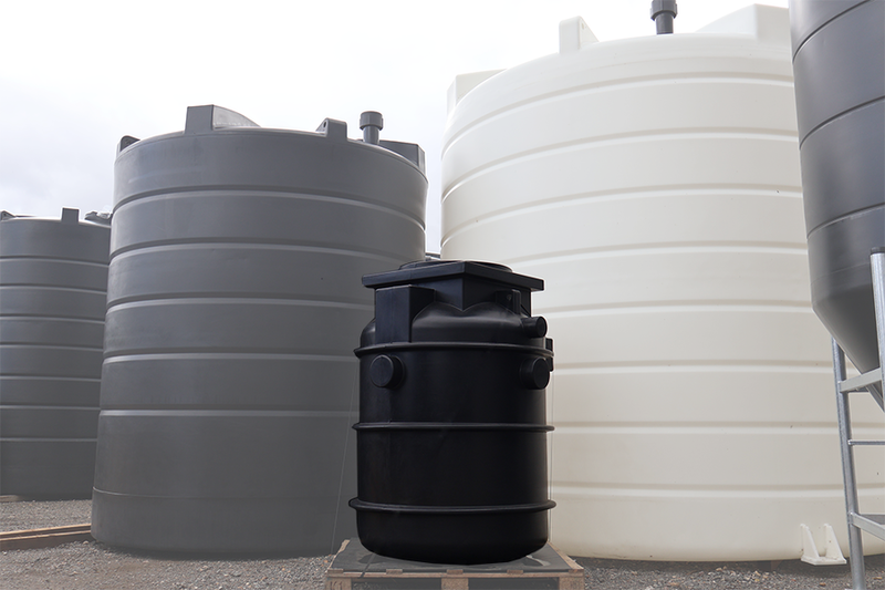 Different types of water storage tanks