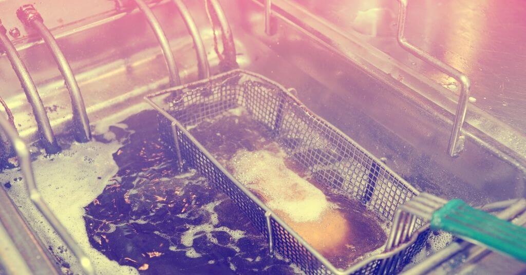 Enduramaxx-How-to-Dispose-of-Waste-Cooking-Oil-3