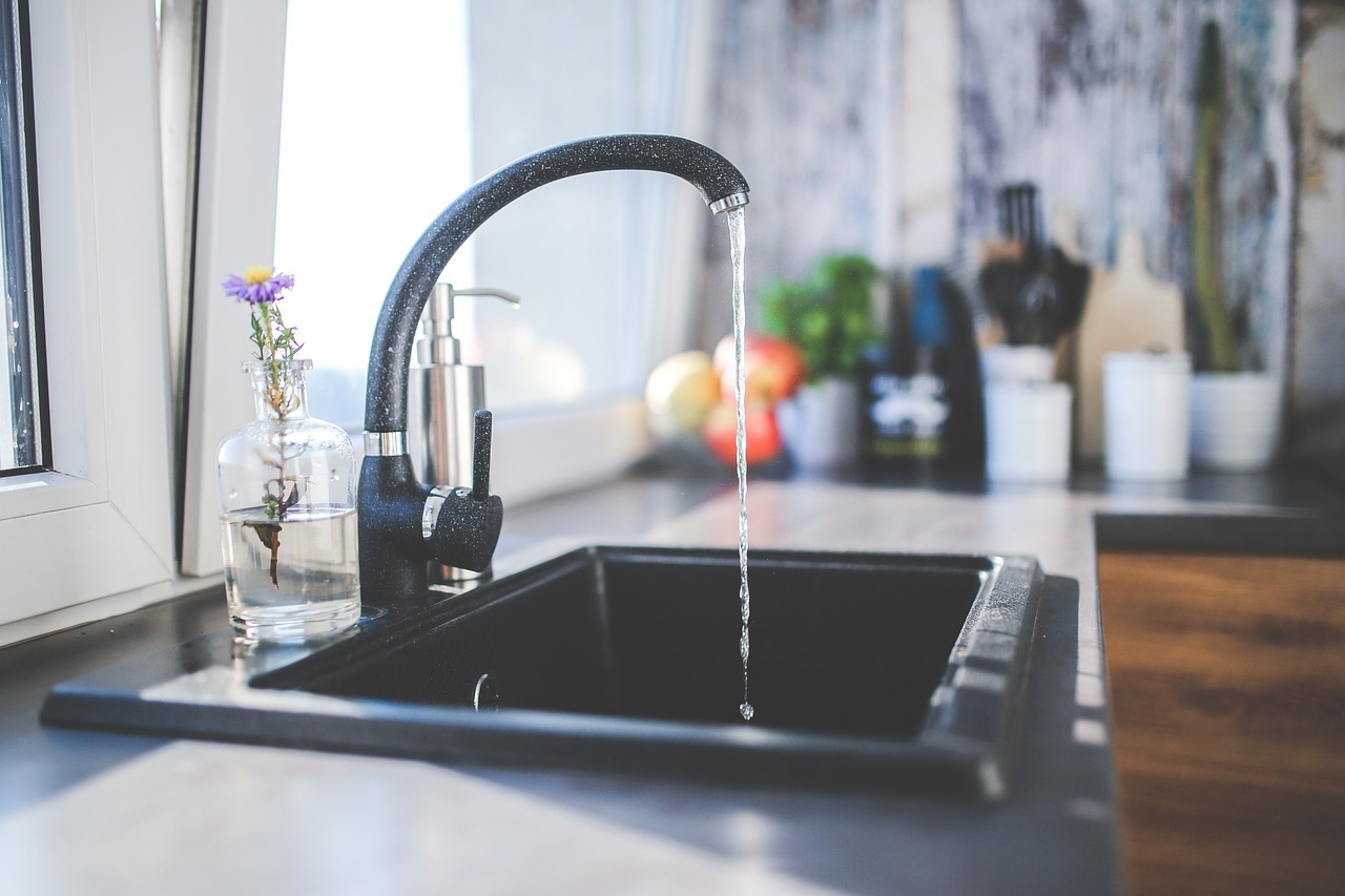 Exploring The Pros And Cons Of Soft Water vs Hard Water